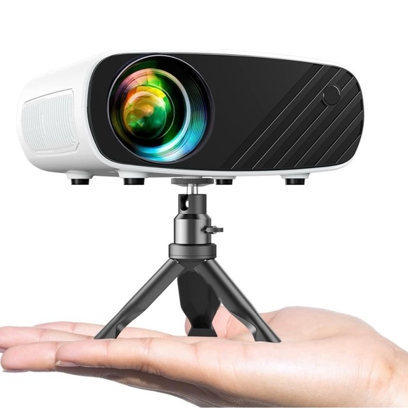 Elephas LED Portable Mini Projector - Picture 3 of 5